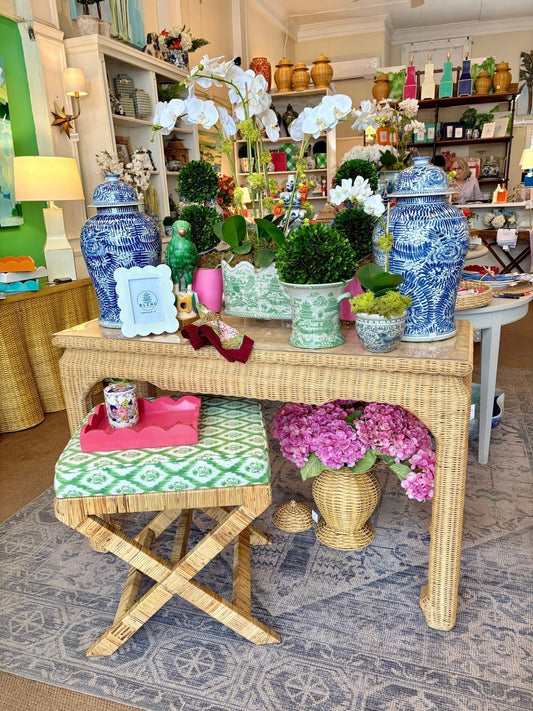Gift Guide: Classic Decor & Gifts For Mom