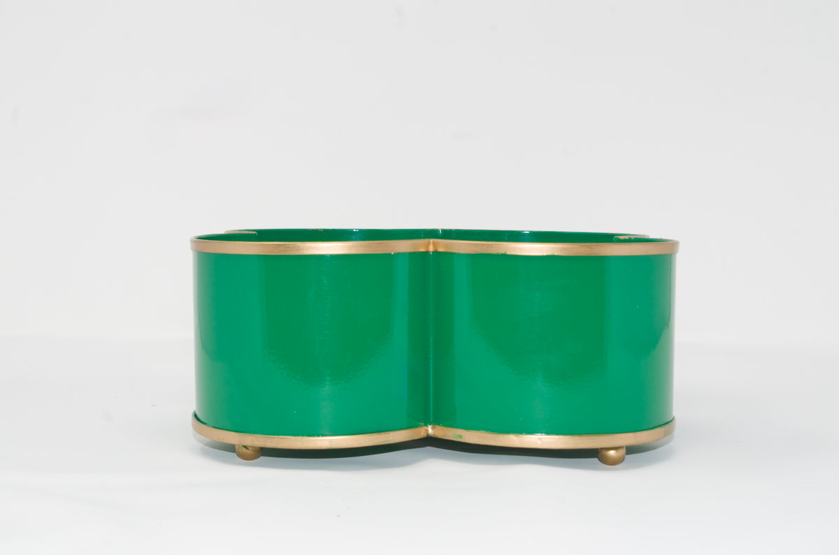 Classic Tole Quatrefoil Planter