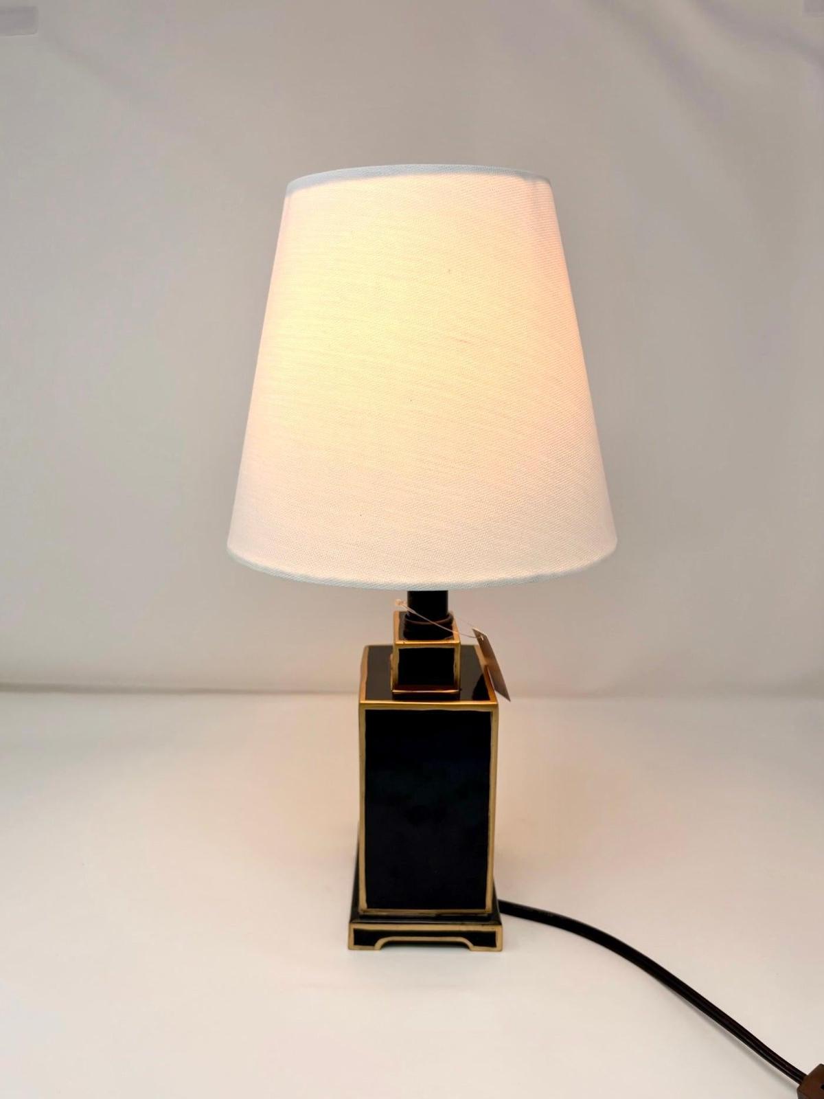 Mini Tole Tea Jar Lamp | Elegant Hand-painted Chinoiserie Bookshelf & Accent Lamp