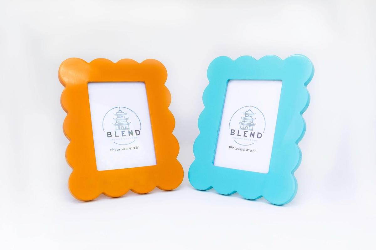 Scalloped Lacquer Photo Frame | 4x6 | 5x7