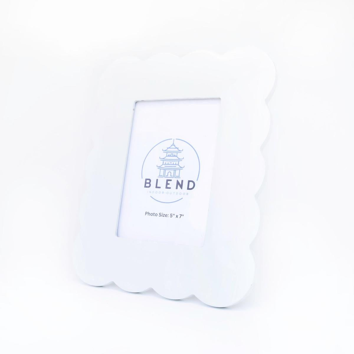 Scalloped Lacquer Photo Frame | 4x6 | 5x7