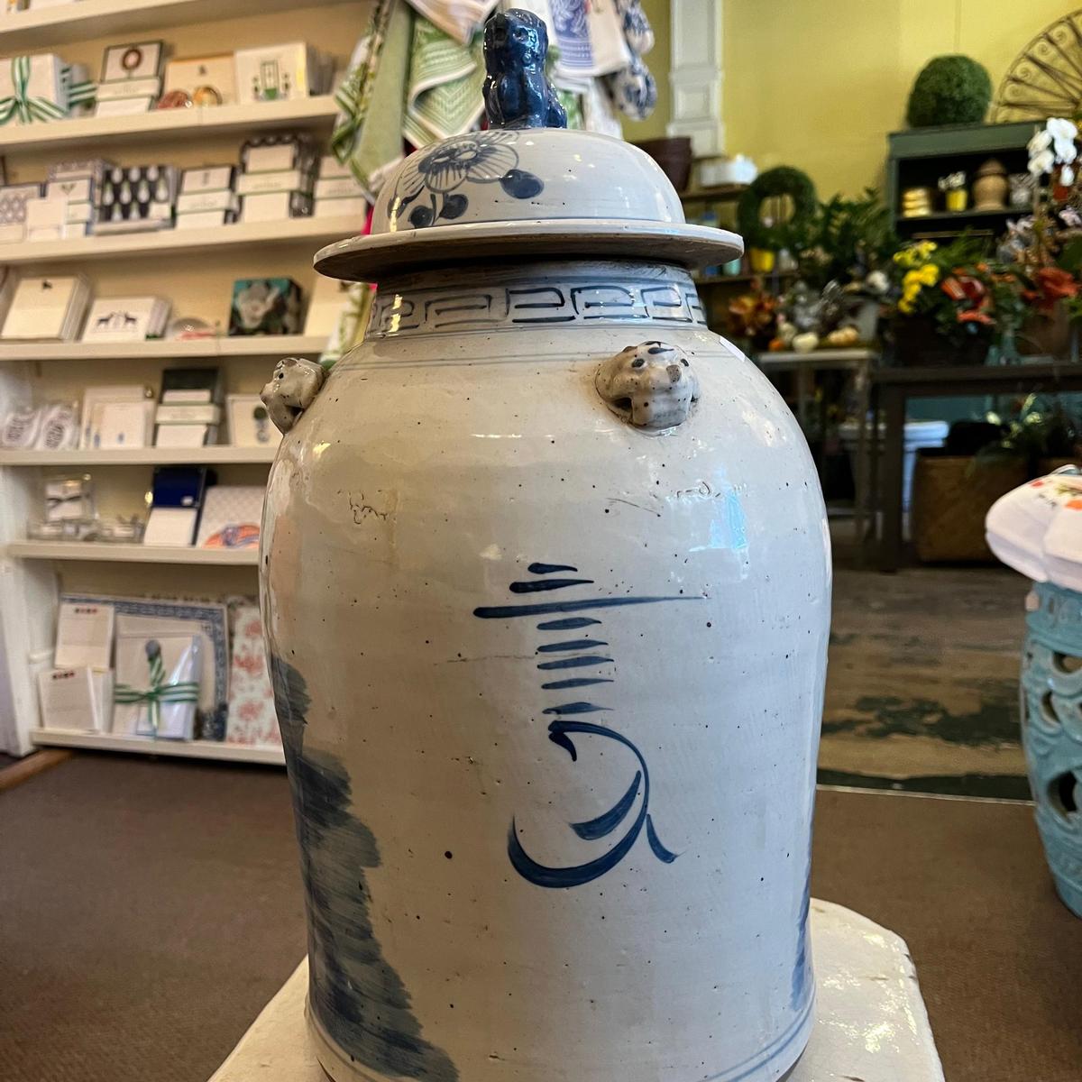 Blue and White Porcelain Floral Motif Temple Jar