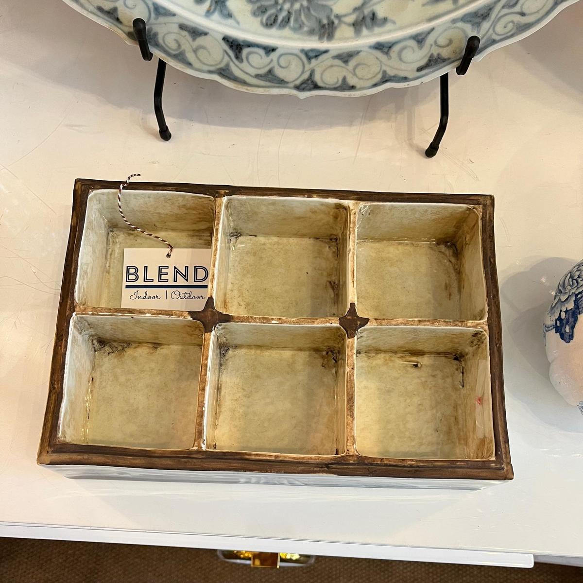 Blue and White Porcelain Landscape Canton Box