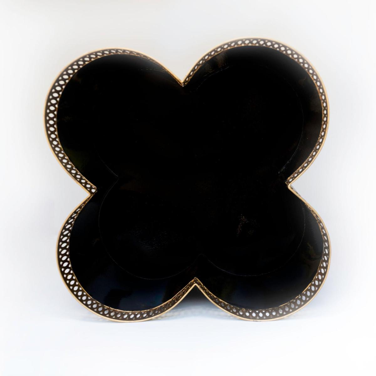Banded Tole Quatrefoil Planter | Hand-painted Metal Cachepot Planter | Elegant Gold Claw Feet and Gold Banded Detail