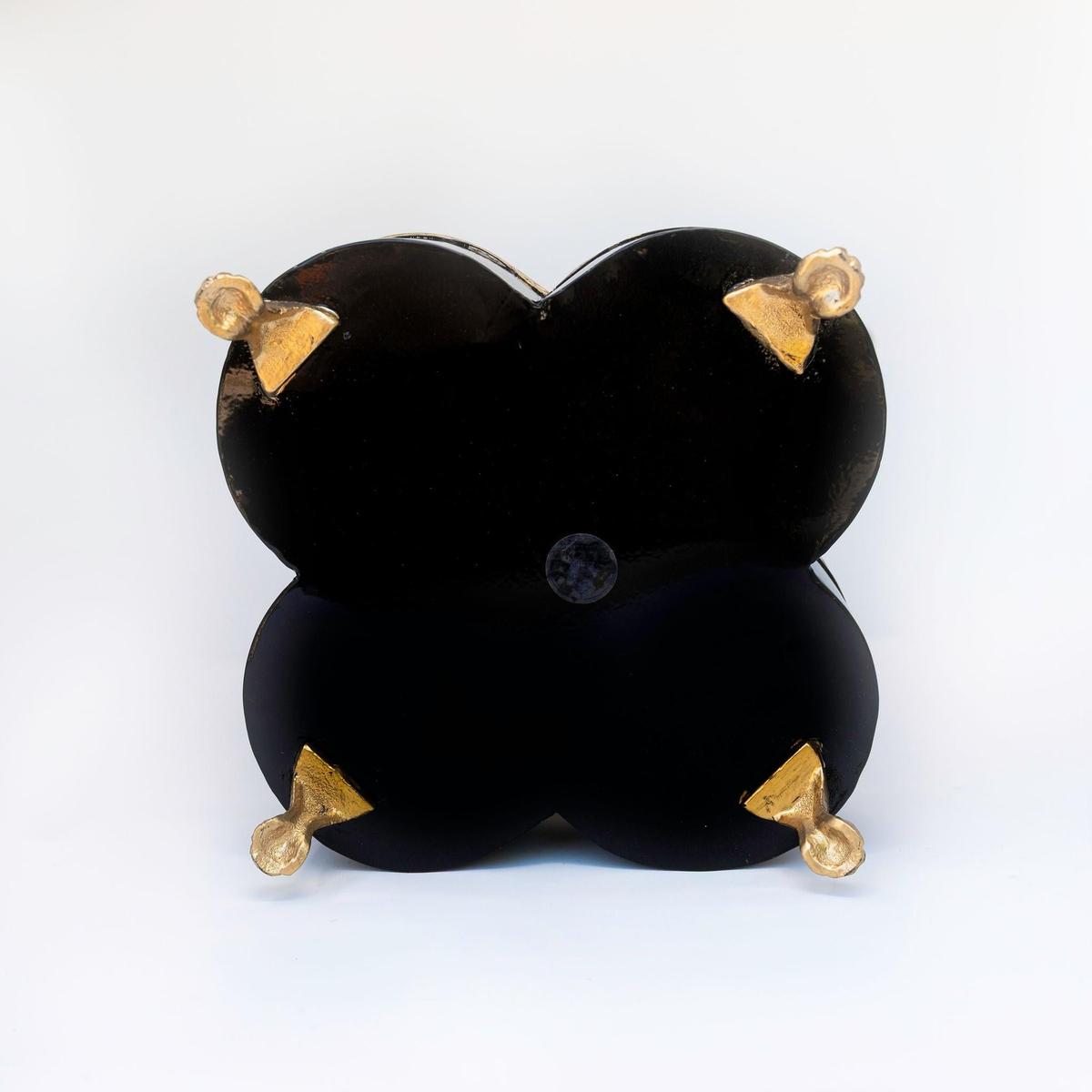 Banded Tole Quatrefoil Planter | Hand-painted Metal Cachepot Planter | Elegant Gold Claw Feet and Gold Banded Detail