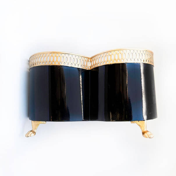 Banded Tole Quatrefoil Planter | Hand-painted Metal Cachepot Planter | Elegant Gold Claw Feet and Gold Banded Detail