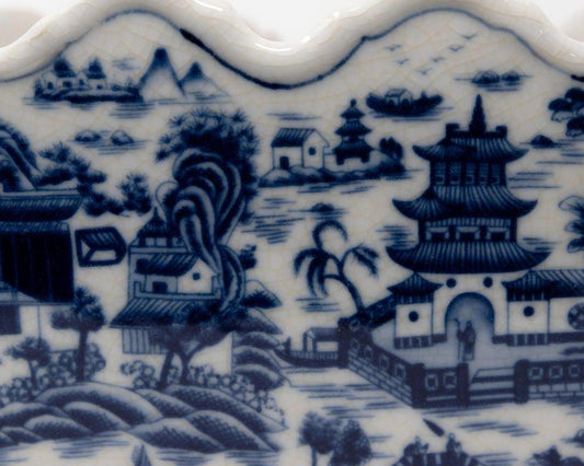 Blue Willow Scalloped Footbath Planter