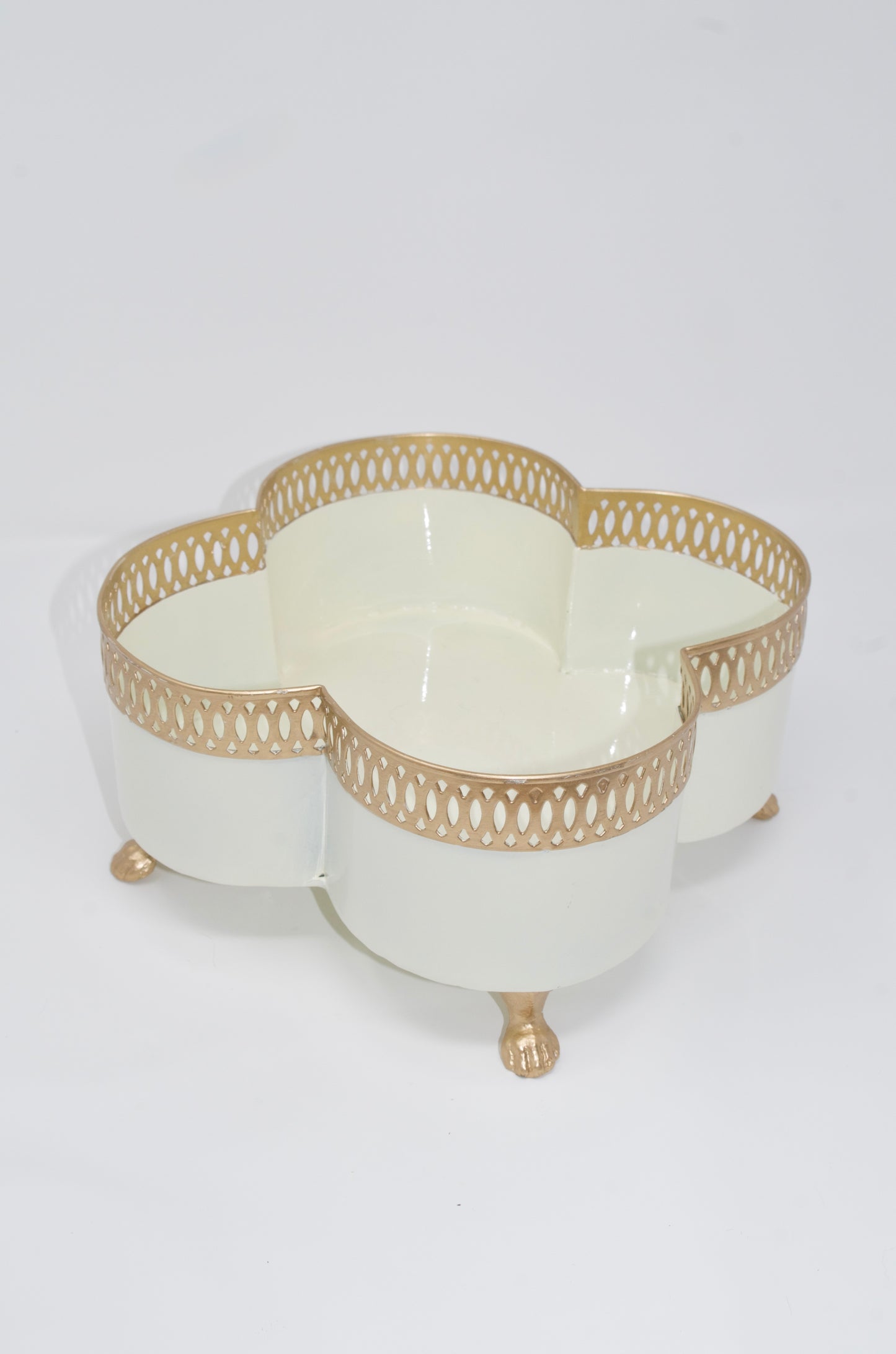 Banded Tole Quatrefoil Planter