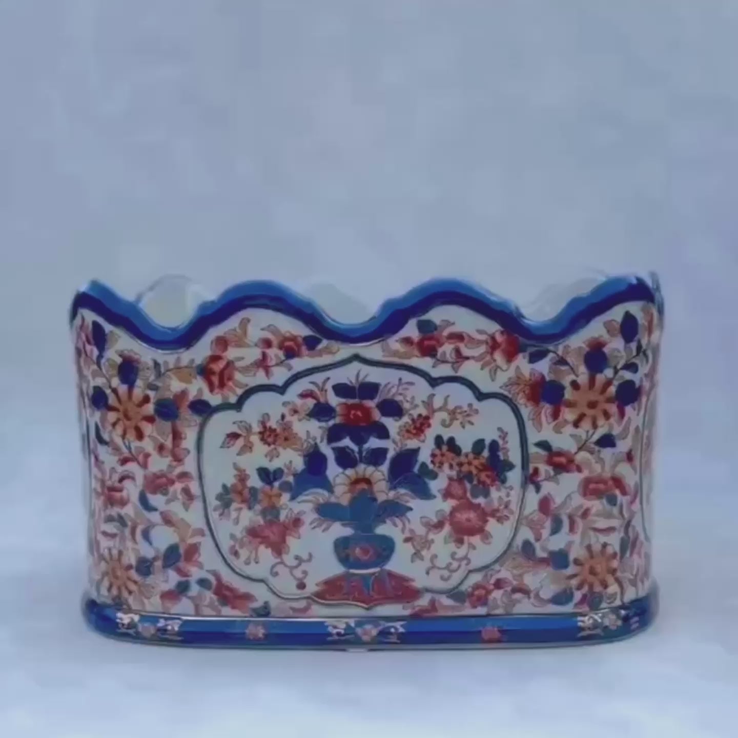 Imari Scalloped Porcelain Footbath Planter