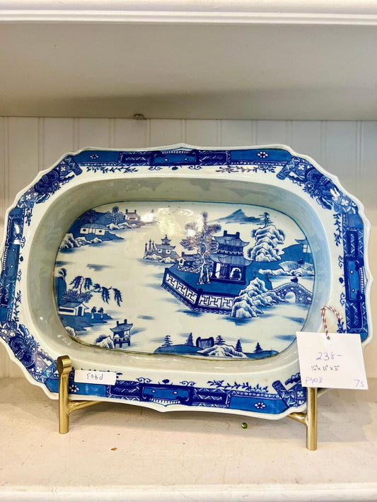 Blue and White Porcelain Pagoda River Decorative Tray