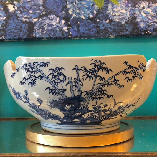 Large Blue & White Porcelain Indented Scallop Decorative Bowl